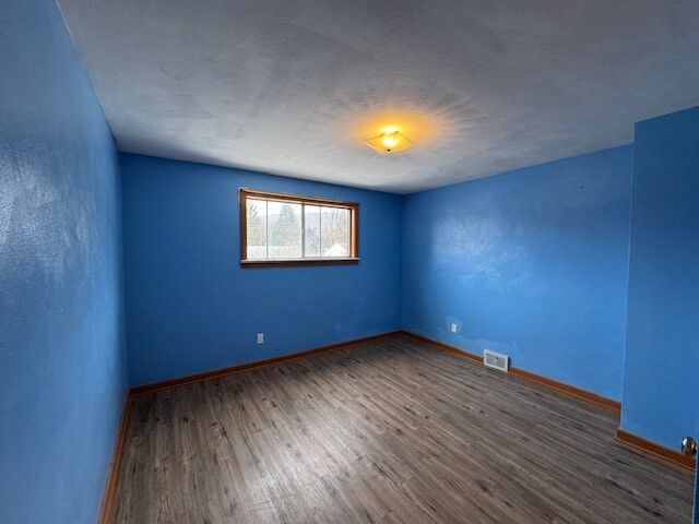 Property Photo:  812 Dickinson Drive  NY 13850 