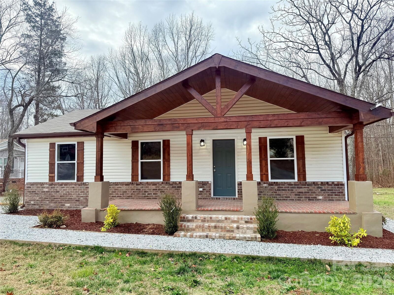 Property Photo:  706 S Salisbury Avenue  NC 28159 