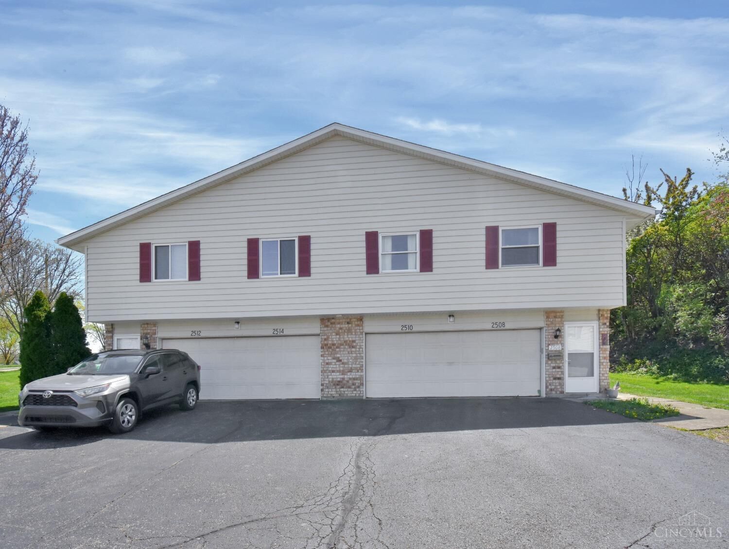 Property Photo:  2508 Mustang Drive  OH 45211 