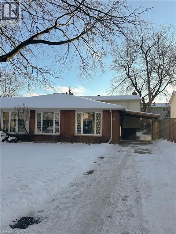 Photo de la propriété:  17 Rosanne Crescent  ON L8T 2T8 