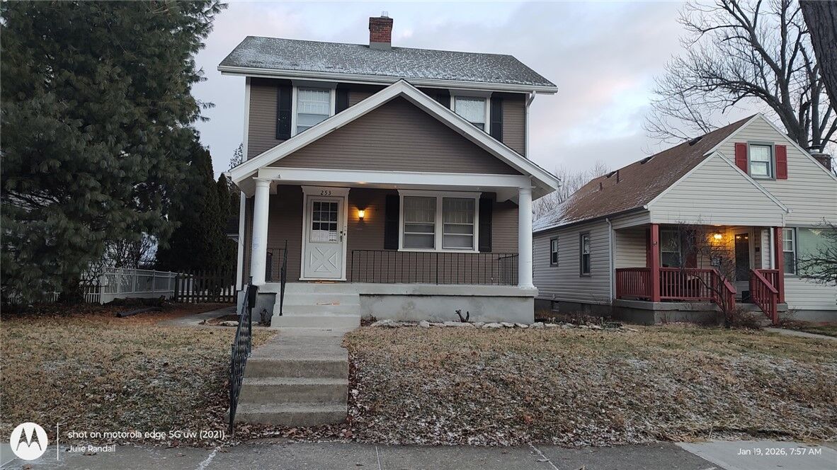 Property Photo:  253 Peach Orchard Avenue  OH 45419 