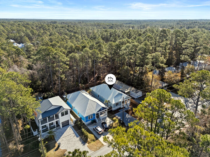 Property Photo:  1110 N County Highway 393  FL 32459 