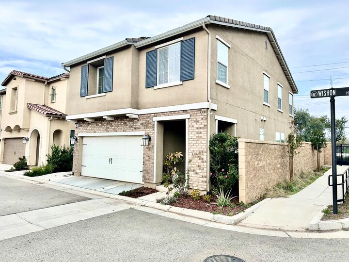 Property Photo:  905 Wishon Avenue W  CA 93636 