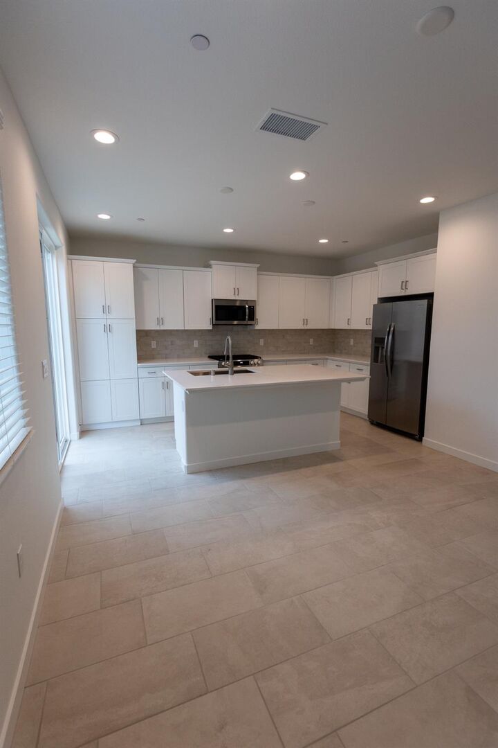 Property Photo: 4109 Ash Road CA 93636