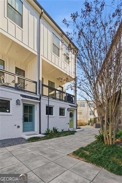 Property Photo:  1242 Cushenberry Lane 10  GA 30318 