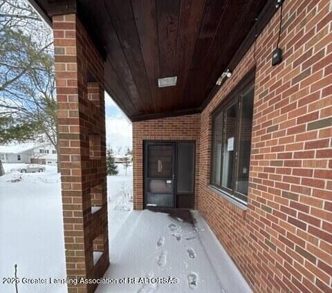 Property Photo: 3215 S Cambridge Road MI 48911