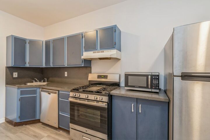 Property Photo:  817 Park Ave 3  NJ 07030 