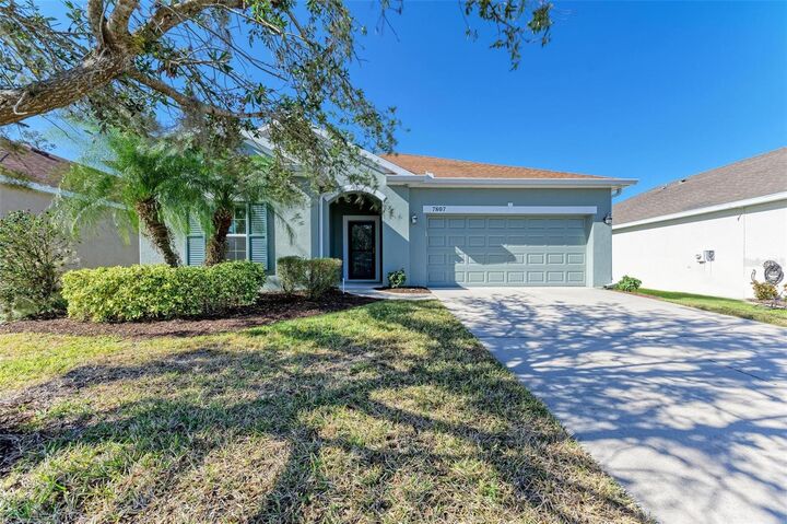 Property Photo:  7807 110th Avenue E  FL 34219 