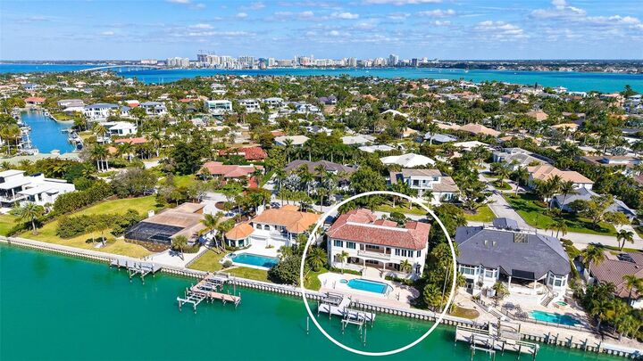 Property Photo:  570 S Spoonbill Drive  FL 34236 
