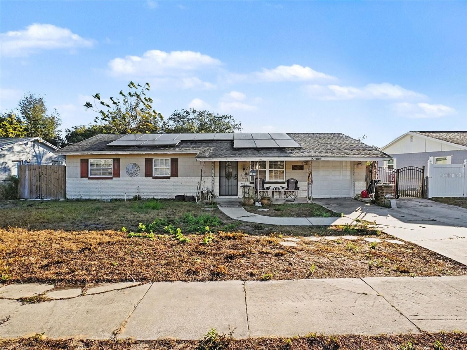 Property Photo:  3213 Chariot Place  FL 32818 