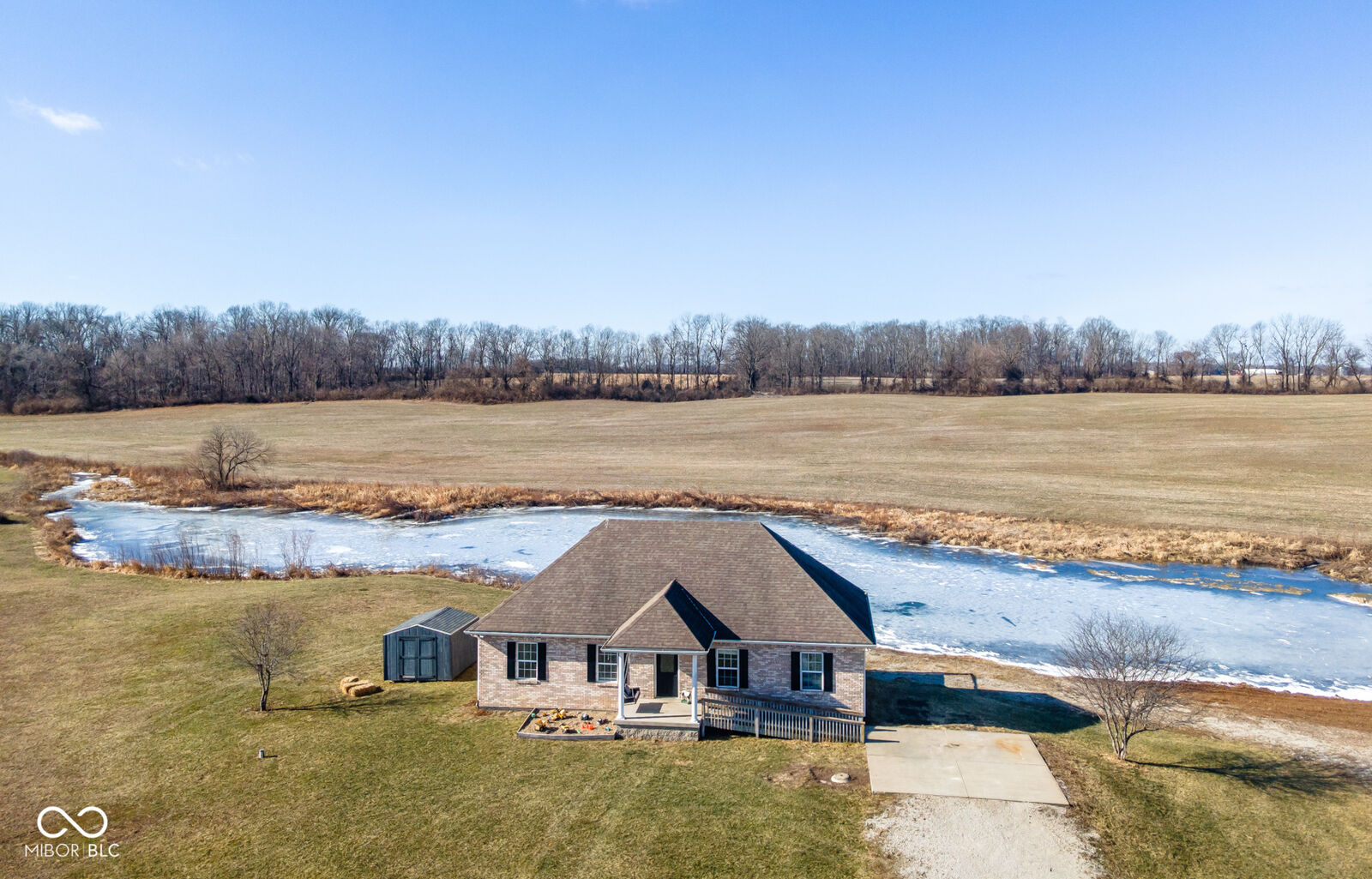 Property Photo:  9653 S 200 E  IN 47234 