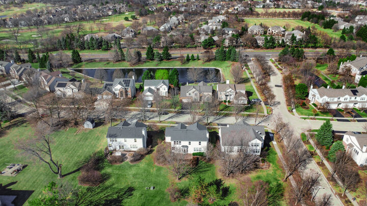 Property Photo:  2783 Palm Springs Lane  IL 60502 