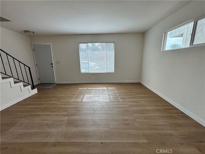 Property Photo:  1705 E 111th Place  CA 90059 