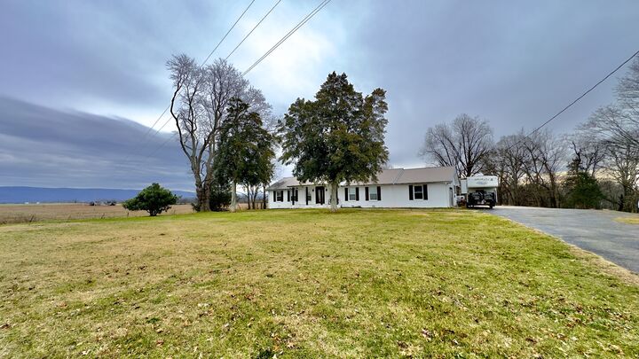 Property Photo:  358 Stephenson Rd  TN 37342 
