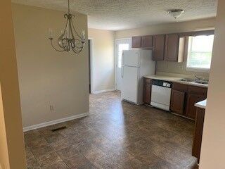 Property Photo:  924 Linda Dr  KY 42262 