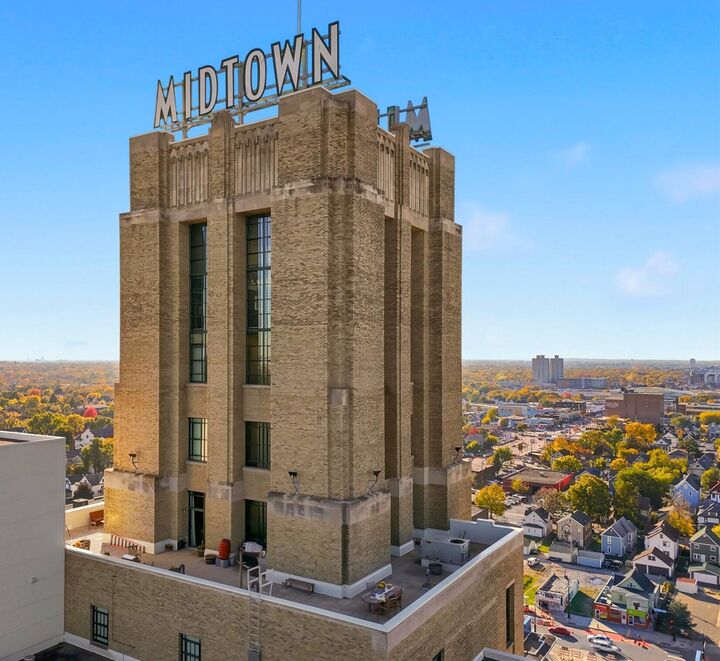 Property Photo: 2929 Chicago Avenue 1500 MN 55407