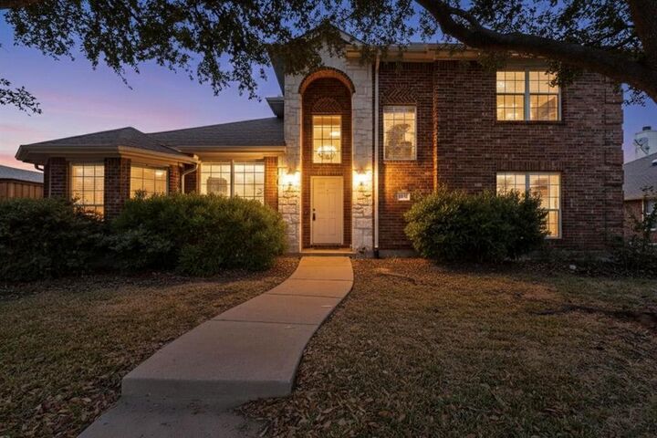 Property Photo:  2111 Danbury Drive  TX 75032 