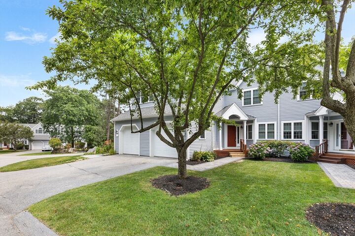 Property Photo:  3 Arborwood Dr 3  MA 01803 