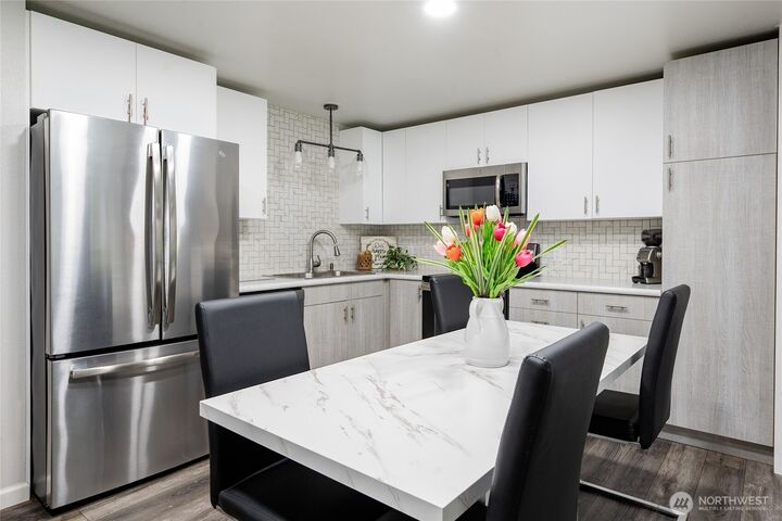 Property Photo:  7806  Birch Bay Drive 711  WA 98230 