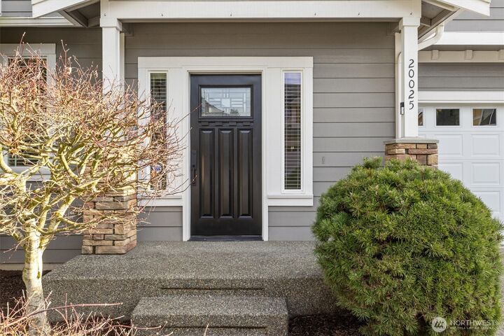 Property Photo:  20025  11th Avenue W  WA 98036 