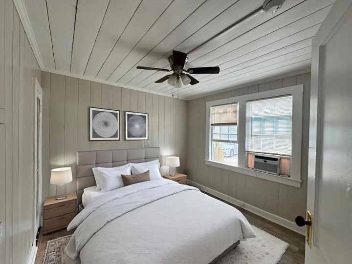 Property Photo: 200 Park Avenue 9 FL 33403