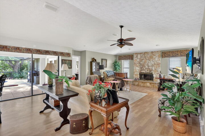 Property Photo:  3438 SE Hart Circle  FL 34984 