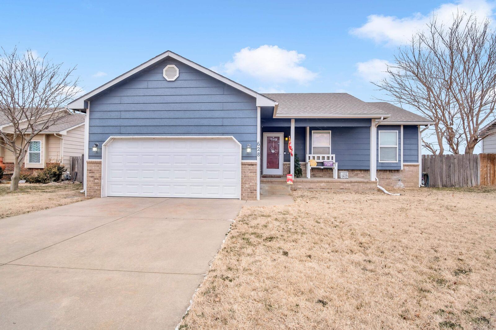 Property Photo:  628 S Longbranch Dr  KS 67101 