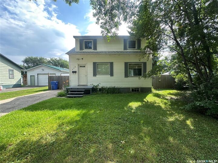 Property Photo: 336 Mary Street SK S0A 0L0