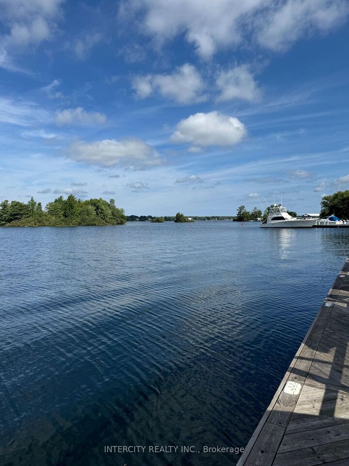 Property Photo: 164 Lone Pine Road 131 ON L4L 9E7