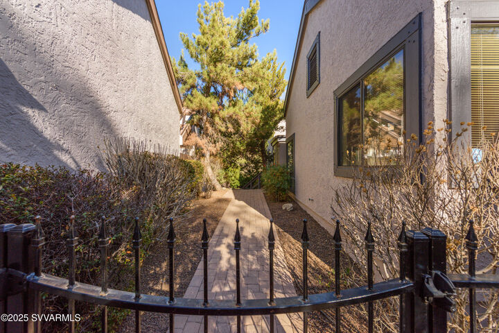 Property Photo:  1729 Kaibab Loop  AZ 86303 