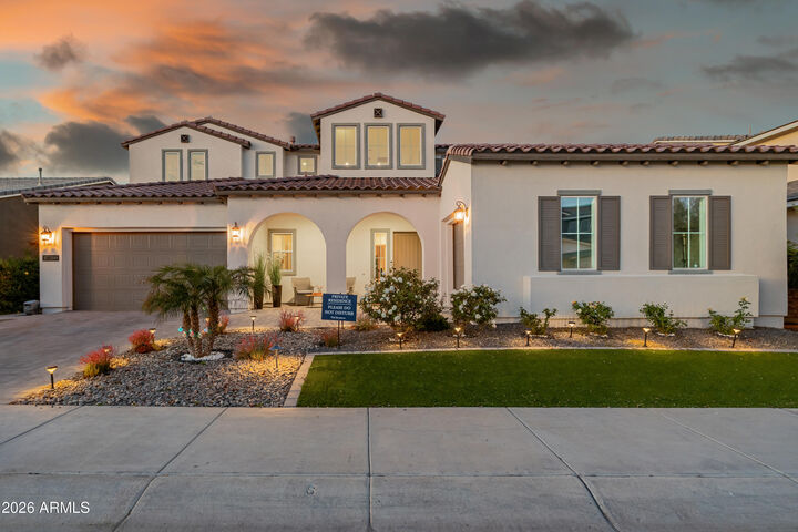 Property Photo: 17210 W Gracemont Street AZ 85388