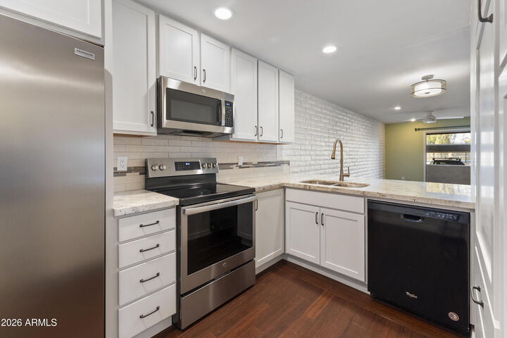 Property Photo:  4354 N 82nd Street 149  AZ 85251 