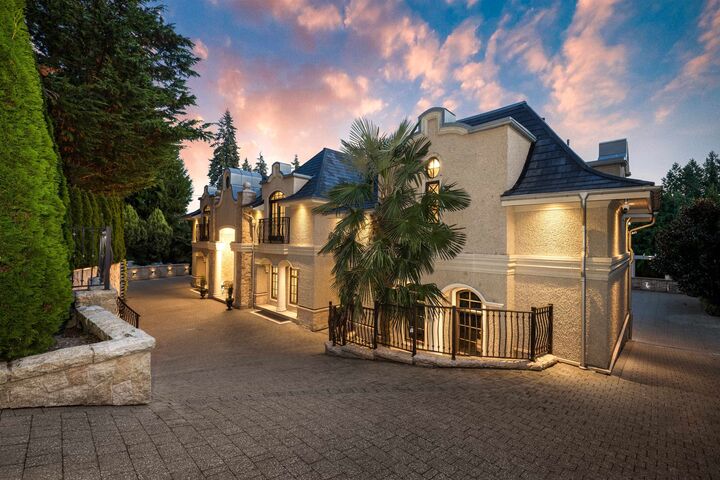 Property Photo:  2912 Mathers Avenue  BC V7V 2K1 