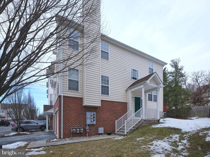 Property Photo: 24 Cameron Court Condo 24 PA 19468