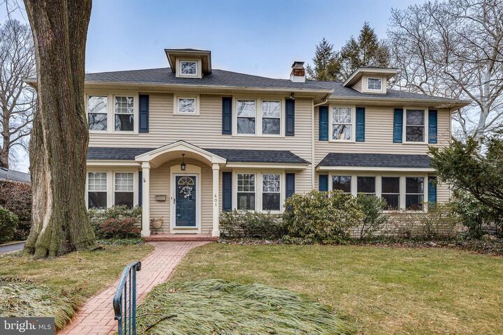 Property Photo:  401 W 3rd Street  NJ 08057 