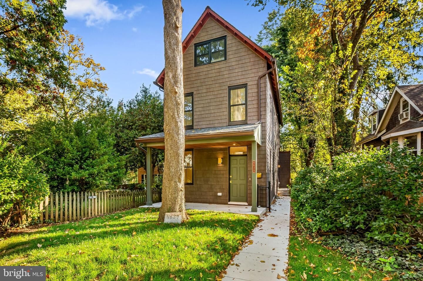 Property Photo:  4629 Keswick Road  MD 21210 