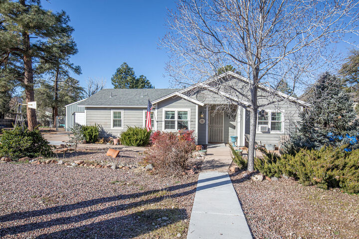 Property Photo:  212 S Goodnow Road  AZ 85541 