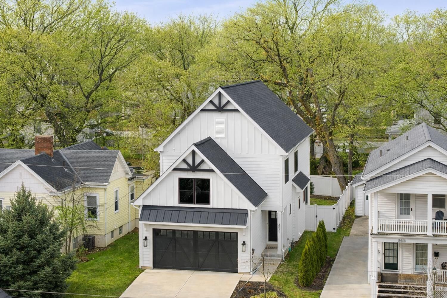 Property Photo:  3831 Mt Vernon Avenue  OH 45209 