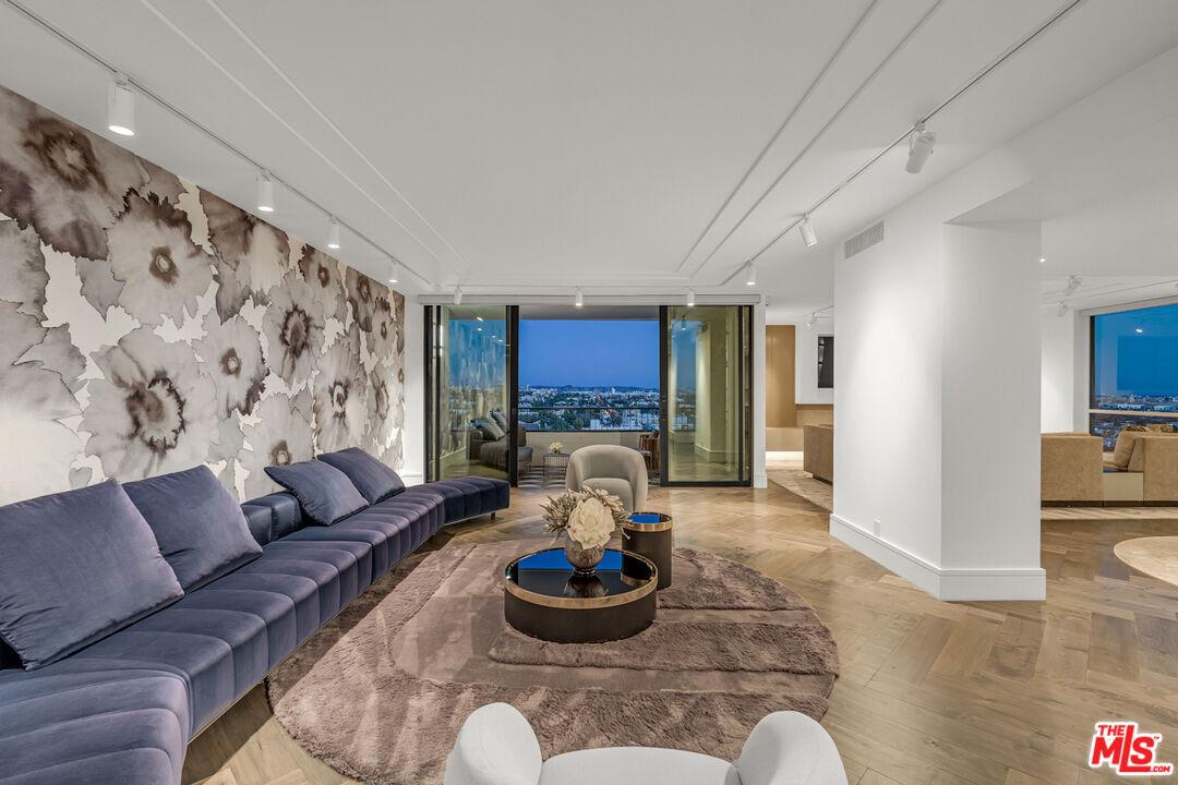 Property Photo: 1100 Alta Loma Rd CA 90069