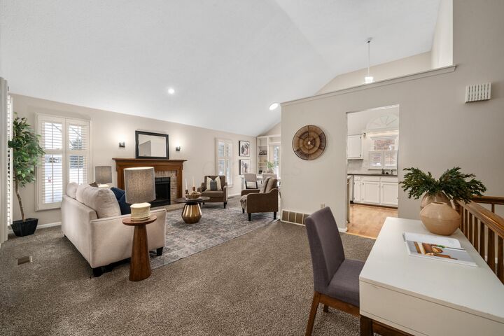 Property Photo:  5848 Parkbridge Lane  OH 43016 