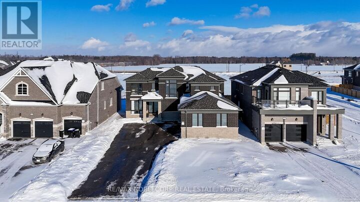 Property Photo:  36 Felhazi Trail  ON L3W 0A4 