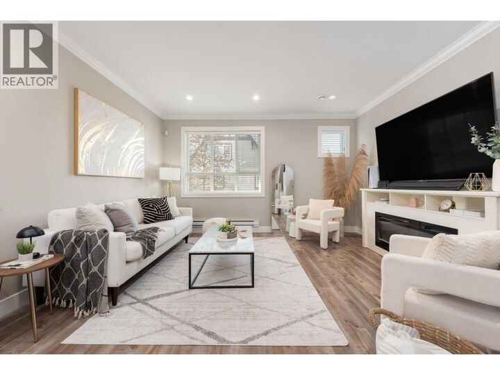 Property Photo:  9840 Alberta Road 6  BC V6Y 1T6 