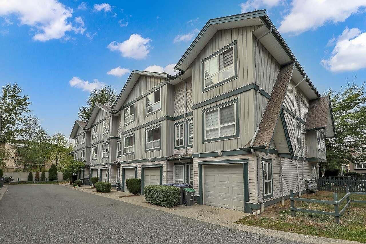 Photo de la propriété:  12730 66 Avenue 2  BC V3W 1P3 