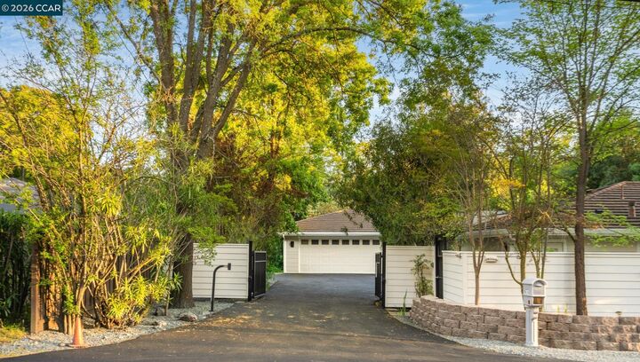 Property Photo: 2002 Diablo Rd CA 94506