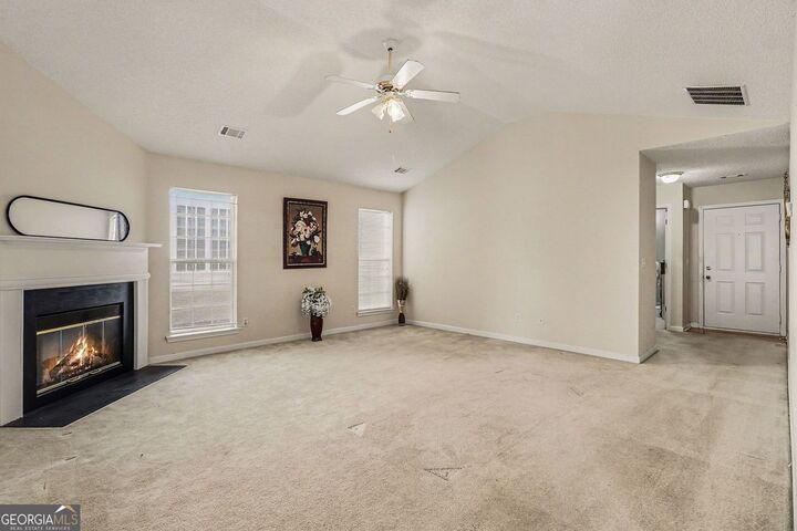 Property Photo: 4611 Rolling Brook Court GA 30291