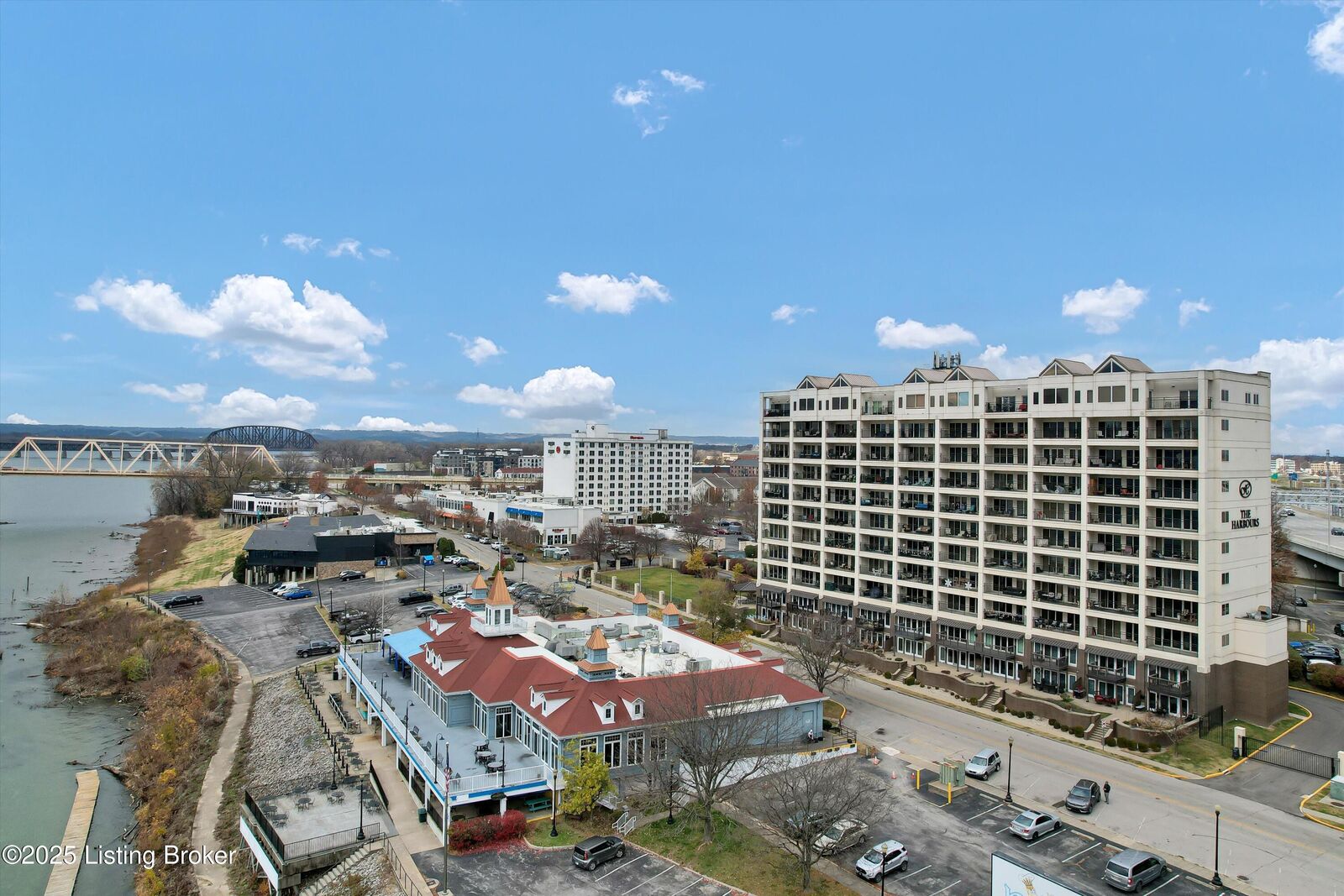 Property Photo: 606 W Riverside Dr IN 47130