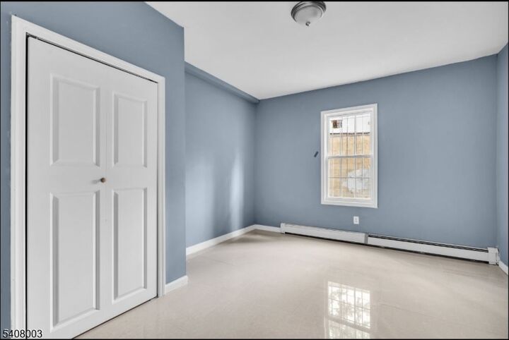 Property Photo:  568 Grove St 1  NJ 07111 