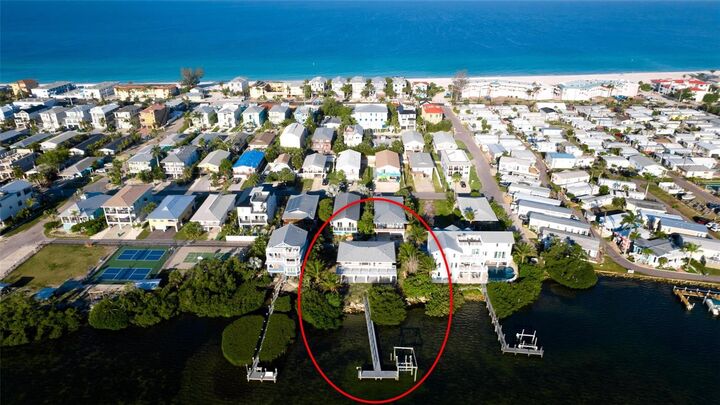 Property Photo:  2512 Avenue A  FL 34217 