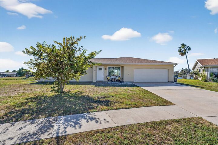 Property Photo:  4216 Abbotsford Street  FL 34287 