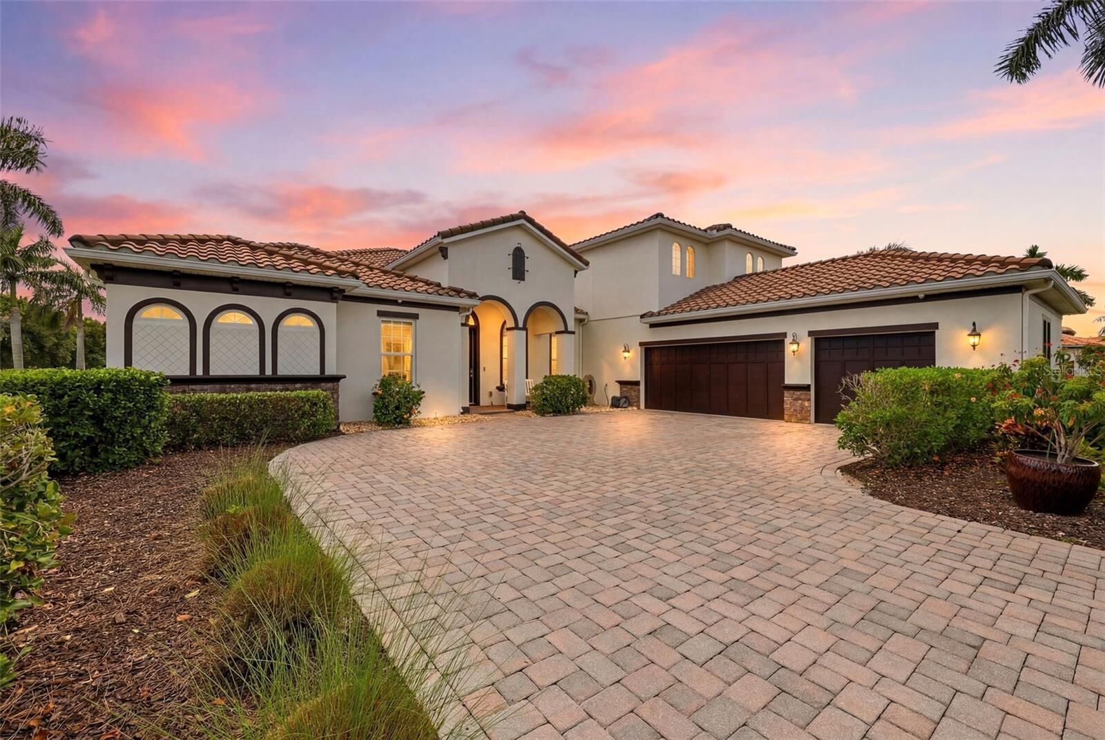 Property Photo: 306 172nd Street E FL 34212